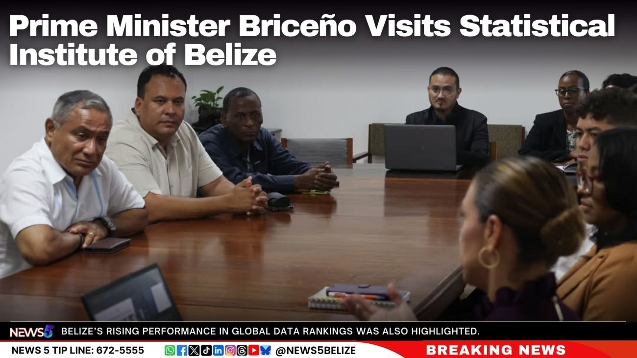 Prime Minister Briceño Visits Statistical Institute of Belize